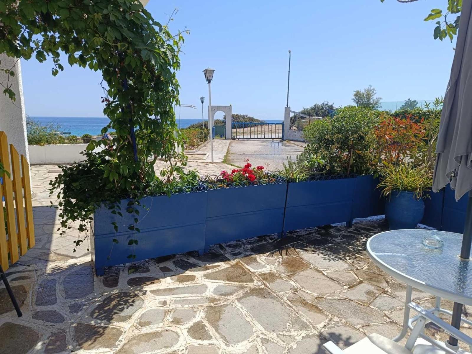 Right Across The Sea Βίλα Nea Kallikrateia Εξωτερικό φωτογραφία